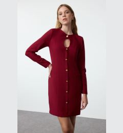 Снимка на Trendyol Claret Red Plain Mini Straight Cut Button Detailed Crew Neck Mini Woven Dress