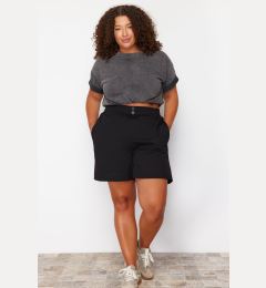 Снимка на Trendyol Curve Black Button Detailed 100% Cotton Knitted Shorts & Bermuda