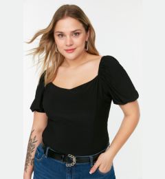 Снимка на Trendyol Curve Black Heart Neck Balloon Sleeve Knitted Blouse