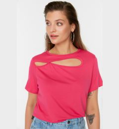 Снимка на Trendyol Curve Fuchsia Cut-Out Detailed Knitted Blouse