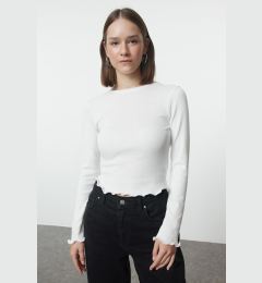 Снимка на Trendyol Ecru Fitted Crop Ribbed Stretchy Knitted Blouse