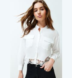 Снимка на Trendyol Ecru Lace Detailed Crop Regular Normal Fit Woven Shirt