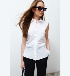 Снимка на Trendyol Ecru Pleated Fitted Woven Shirt