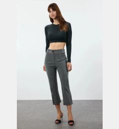 Снимка на Trendyol Gray Capri Buttoned Woven Fabric Trousers