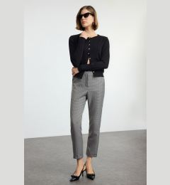 Снимка на Trendyol Gray Plaid Cigaratte Woven Trousers