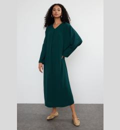 Снимка на Trendyol Green Woven Aerobin Dress