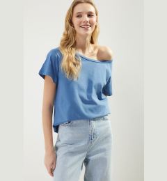 Снимка на Trendyol Indigo 100% Cotton Boyfriend Boat Neck Knitted T-Shirt