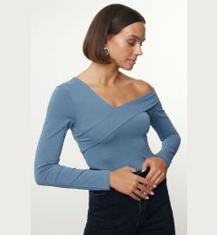 Снимка на Trendyol Indigo Cotton Flounce Fitted Crop Knitted Blouse