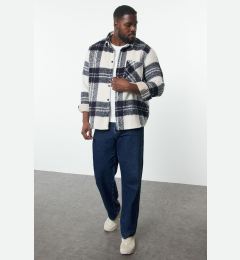 Снимка на Trendyol Large Size Ecru Winter Checkered Lumberjack Shirt Jacket