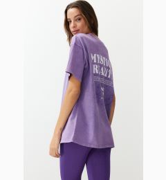 Снимка на Trendyol Lilac Oversize/Wide Pattern Washed Slogan and Back Printed 100% Cotton Knitted T-Shirt