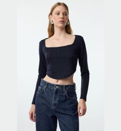 Снимка на Trendyol Navy Blue Piping Detailed Square Neck Fitted Crop Interlock Knitted Blouse