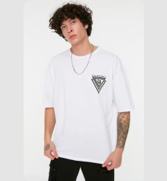 Снимка на Trendyol Oversize/Wide Cut Short Sleeve City Printed 100% T-Shirt