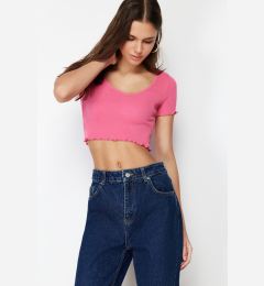 Снимка на Trendyol Pink Pool Neck Baby Overlock Detail Crop Ribbed Elastic Knitted Blouse