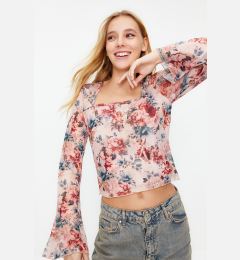 Снимка на Trendyol Powder Printed Flare Sleeve Tie Detailed Tulle Knit Blouse