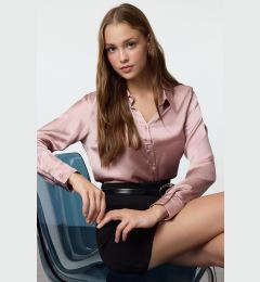 Снимка на Trendyol Powder Satin Fabric Regular Regular Pattern Woven Shirt