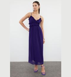 Снимка на Trendyol Purple Floral Patterned A-Cut Ruffle Detailed Lined Chiffon Maxi Woven Dress