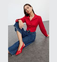 Снимка на Trendyol Red Crop Cotton Woven Back Detailed Shirt