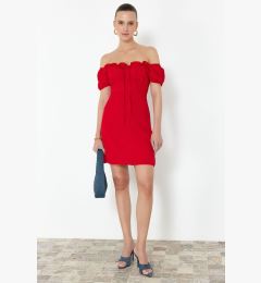 Снимка на Trendyol Red Fitted Madonna Neck Crepe Mini Woven Dress