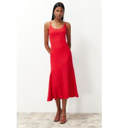 Снимка на Trendyol Red Fitted Strap Woven Dress