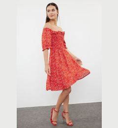 Снимка на Trendyol Red Flower Patterned Skirt Opening at the Waist Madonna Collar Viscose Woven Dress