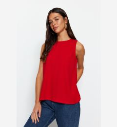 Снимка на Trendyol Red Sleeveless Regular Crew Neck Knitted Blouse Crepe