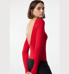 Снимка на Trendyol Red Soft Fabric Backless Fitted Stretchy Knitted Blouse