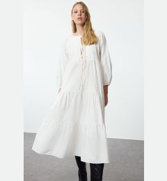 Снимка на Trendyol White Relaxed Fit Bow Midi Woven Dress