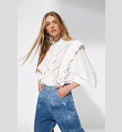 Снимка на Trendyol Woven Shirt with Ecru Accessories