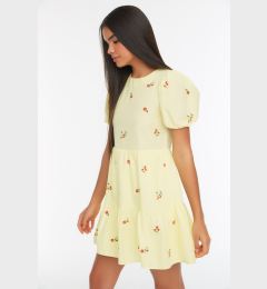 Снимка на Trendyol Yellow Embroidered Woven Woven Dress