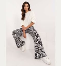 Снимка на White and black wide trousers with a zebra print