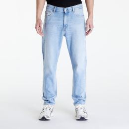 Снимка на Дънки Tommy Jeans Dad Jean Regular Tapered B Denim Light W33/L32