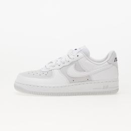 Снимка на Сникърси Nike Wmns Air Force 1 '07 LX White/ Lt Smoke Grey-Photon Dust-White EUR 35.5