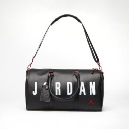 Снимка на Чанта Jordan Jumpman Duffle Black/ White Universal