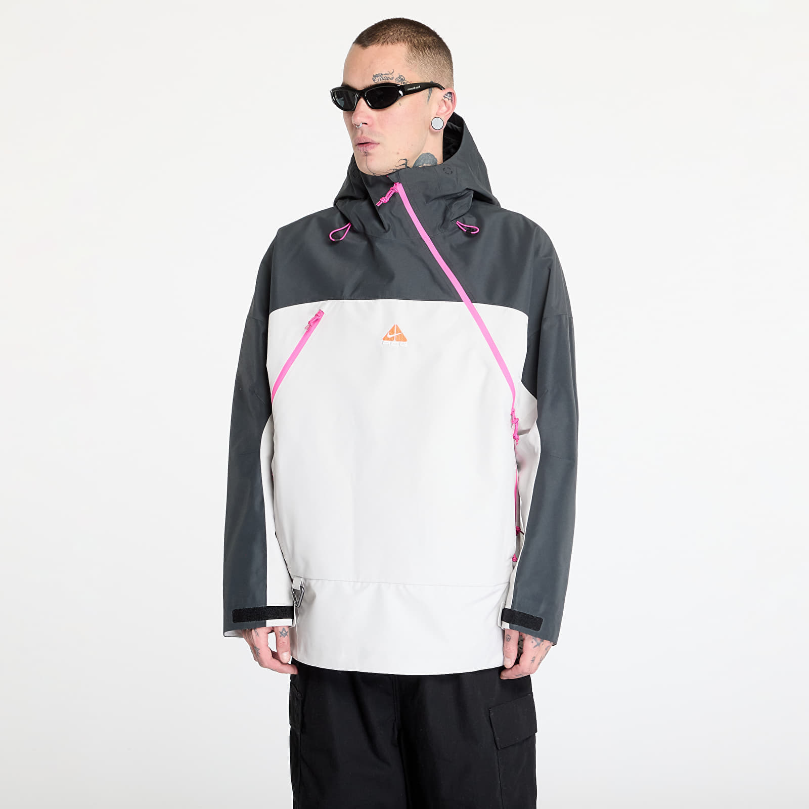 Снимка на "Яке Nike ACG ""Chena Vortex"" Storm-FIT ADV Jacket Lt Orewood Brn/ Anthracite/ Summit White XXL"